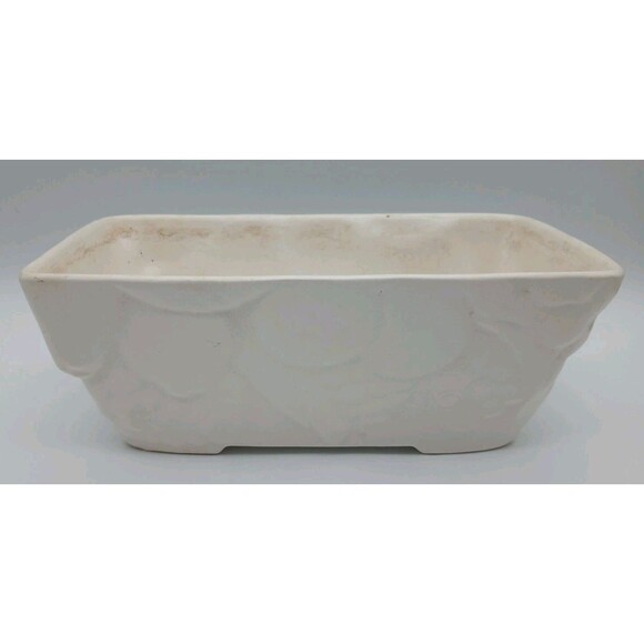 Vintage Hull USA 9” Long Ceramic White Matte Finish Glazed Fruit Planter #F18 - Picture 1 of 8